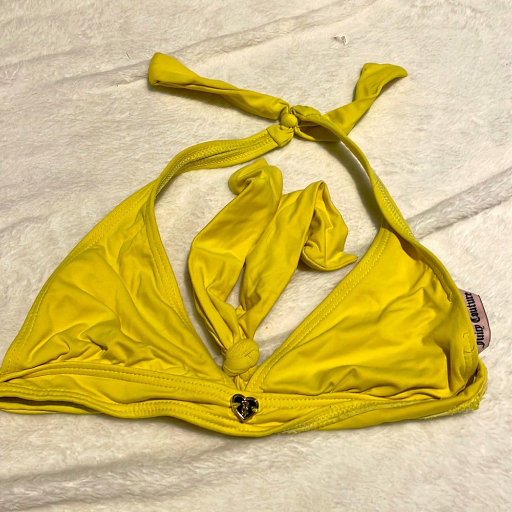 This is a bikini top